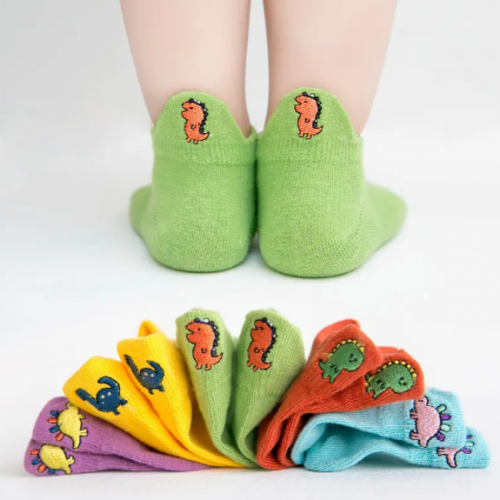 Kids' socks